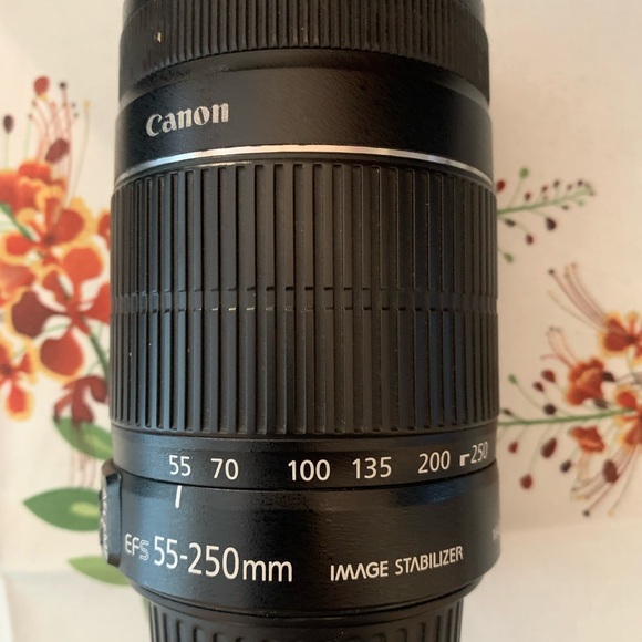 Cannon EOS 700D Camera - Picture 7 of 10